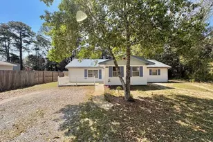 4254 Lancaster Dr, Niceville, FL 32578 - Photo 1