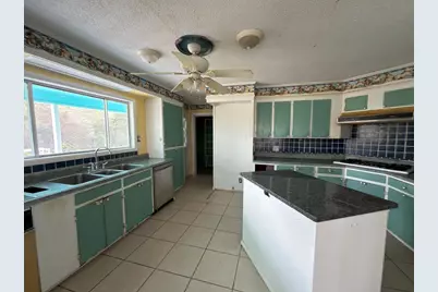 22121 Hwy 331, Paxton, FL 32567 - Photo 6