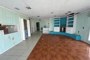 22121 Hwy 331, Paxton, FL 32567 - Photo 4