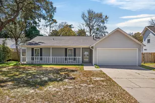 497 20th St, Niceville, FL 32578 - Photo 1