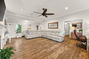 437 W Baldwin Rd, Panama City, FL 32405 - Photo 8