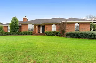 437 W Baldwin Rd, Panama City, FL 32405 - Photo 2
