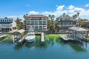 609 Lagoon Dr, Destin, FL 32541 - Photo 1