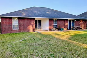 2265 Lewis St, Crestview, FL 32536 - Photo 2