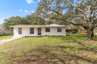 116 SW Cowrie Avenue, Fort Walton Beach, FL 32548 - Photo 2