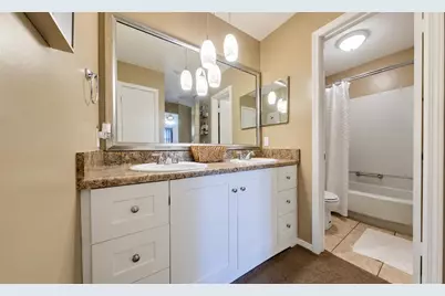 2303 W Michigan Avenue #E-8, Pensacola, FL 32526 - Photo 8