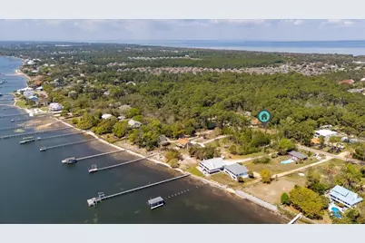99-100 Soundside Drive, Gulf Breeze, FL 32563 - Photo 2
