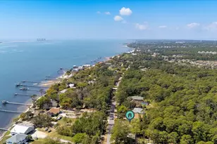 99-100 Soundside Dr, Gulf Breeze, FL 32563 - Photo 4