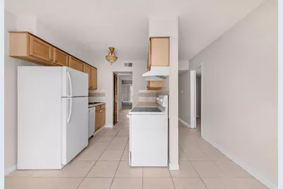 210 Pelham Road #201B, Fort Walton Beach, FL 32547 - Photo 12