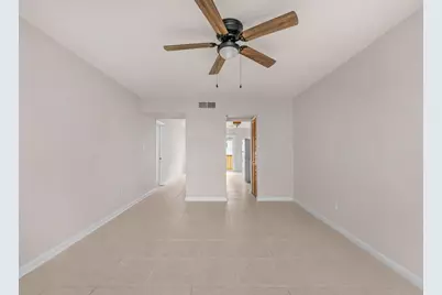 210 Pelham Road #201B, Fort Walton Beach, FL 32547 - Photo 6