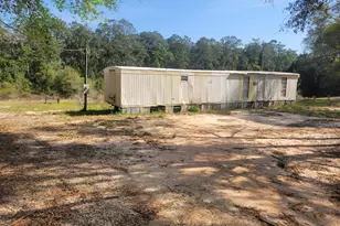 76 German Club Rd, Defuniak Springs, FL 32433 - Photo 4