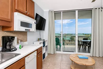 1517 SE Miracle Strip Parkway #403, Fort Walton Beach, FL 32548 - Photo 14