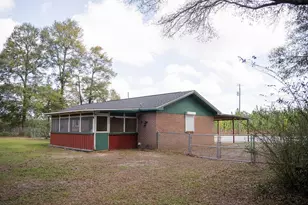 4868 Griffith Mill Rd, Holt, FL 32564 - Photo 4