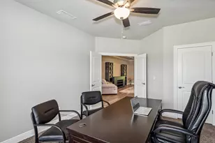 7595 Hatteras Dr, Navarre, FL 32566 - Photo 32