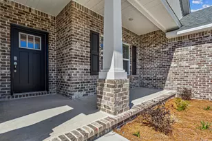 7595 Hatteras Dr, Navarre, FL 32566 - Photo 4