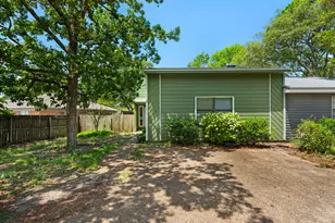 62 4th Ave, Shalimar, FL 32579 - Photo 2