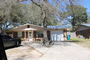 412 Bear Rd, Fort Walton Beach, FL 32547 - Photo 1