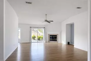 455 Jillian Dr, Crestview, FL 32536 - Photo 2