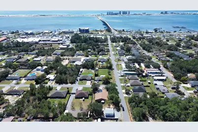 8600 Estrada Street, Navarre, FL 32566 - Photo 18