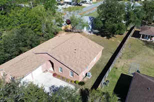 8600 Estrada St, Navarre, FL 32566 - Photo 16