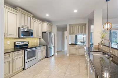 4646 Chanan Drive, Crestview, FL 32539 - Photo 10