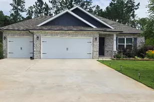 102 Polaris Pl, Freeport, FL 32439 - Photo 2
