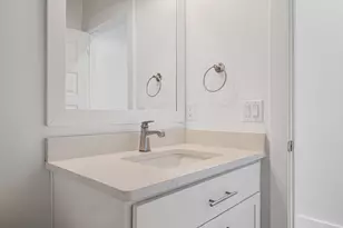 1200 N F St, Pensacola, FL 32501 - Photo 18