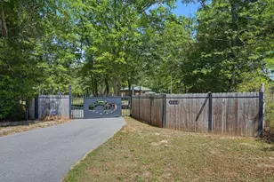 8109 Hwy 189, Baker, FL 32531 - Photo 2