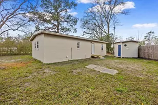 448 Lakeview Ave, Cantonment, FL 32533 - Photo 16