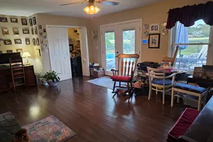 19 Lake Lorraine Cir, Shalimar, FL 32579 - Photo 10