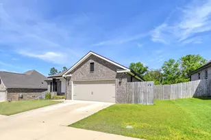 4603 Jayhawk Dr, Crestview, FL 32539 - Photo 2