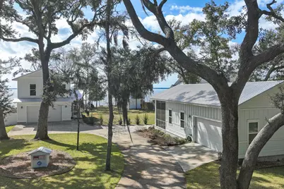 315 Red Barn Road, Freeport, FL 32439 - Photo 2