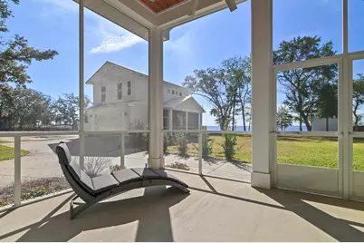 315 Red Barn Road, Freeport, FL 32439 - Photo 16
