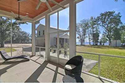 315 Red Barn Road, Freeport, FL 32439 - Photo 18