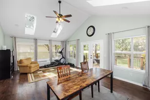 1156 W Troon Dr, Niceville, FL 32578 - Photo 18