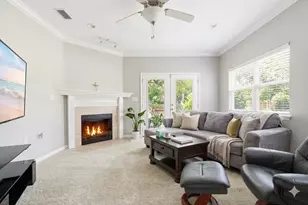 203 Beal Pkwy, Fort Walton Beach, FL 32548 - Photo 1
