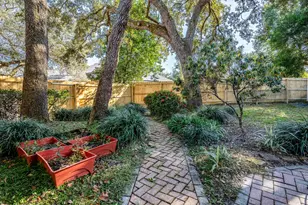 256 NW Ventura Circle, Fort Walton Beach, FL 32548 - Photo 42