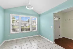 873 Van Dyke Dr, Shalimar, FL 32579 - Photo 4