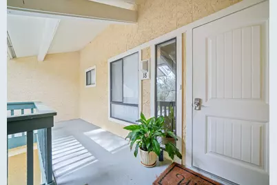 300 Yacht Club Drive #UNIT 18, Niceville, FL 32578 - Photo 1