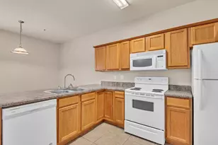 936 Barrow St, Fort Walton Beach, FL 32547 - Photo 2