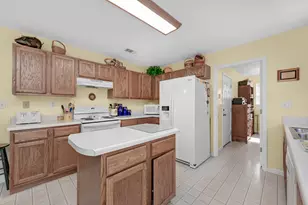 372 Florence Dr, Defuniak Springs, FL 32433 - Photo 10
