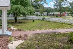 87 Bay Ave, Defuniak Springs, FL 32435 - Photo 48