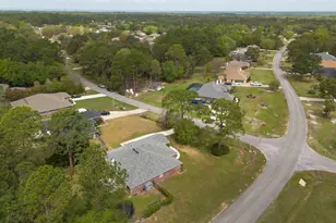 2400 Crescent Rd, Navarre, FL 32566 - Photo 50