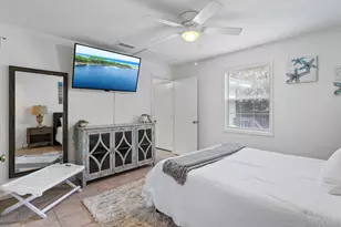 21724 Sunset Ave, Panama City Beach, FL 32413 - Photo 6