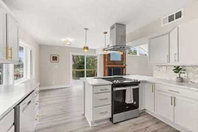 301 Summit Drive, Destin, FL 32541 - Photo 10