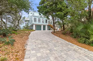 301 Summit Dr, Destin, FL 32541 - Photo 1