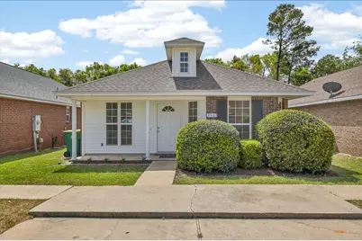 4566 Barrington Lane, Niceville, FL 32578 - Photo 1