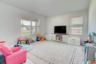 5823 Crestlake Drive, Crestview, FL 32536 - Photo 6
