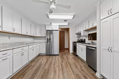112 NE Berger Place, Fort Walton Beach, FL 32548 - Photo 10