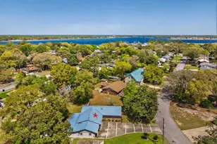112 NE Berger Pl, Fort Walton Beach, FL 32548 - Photo 2